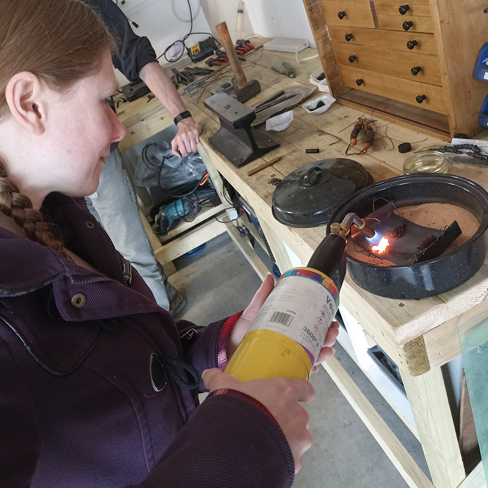 Heating rings at a workshop